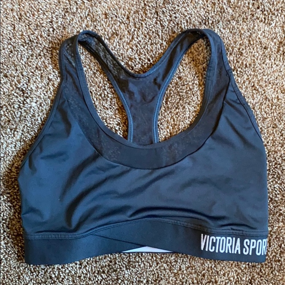 Victoria’s Secret Sports Bra Size S